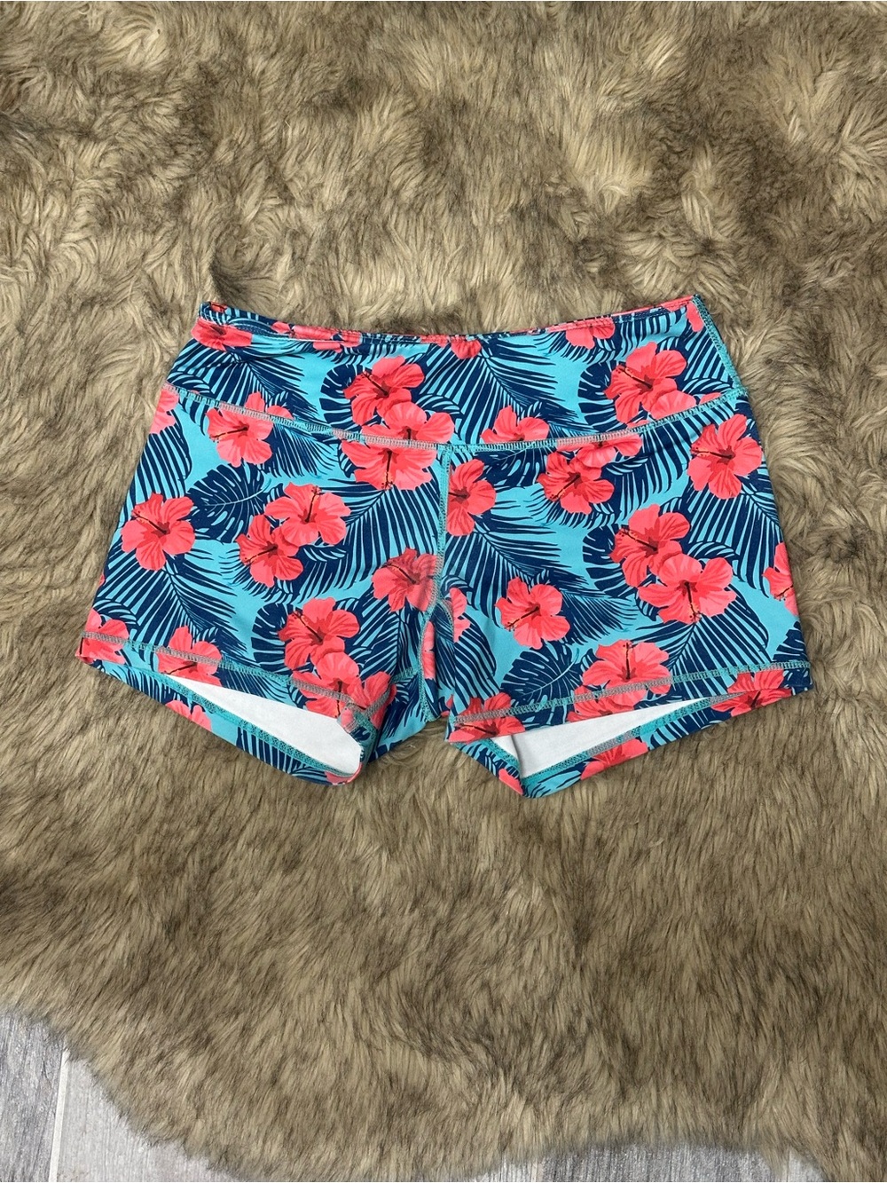 Born primitive tropical shorts